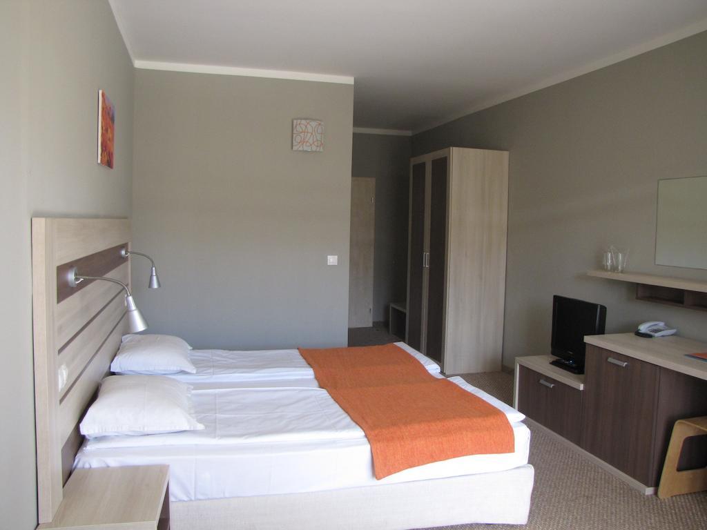 Blue Orange Beach Resort Sozopol Room photo