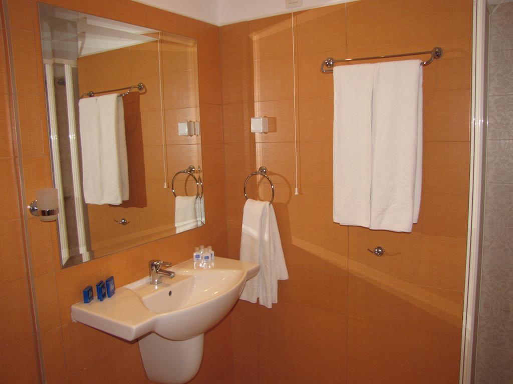 Blue Orange Beach Resort Sozopol Room photo